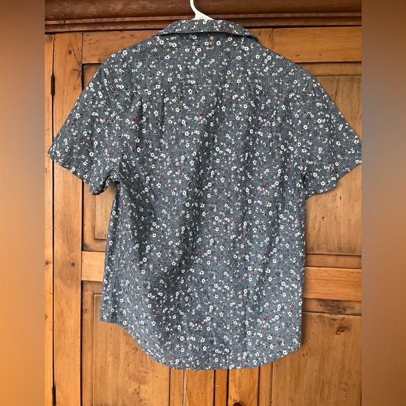 Men’s Penguin Medium Grey Short Sleeved Button Down With Floral Pattern - Picture 6 of 8